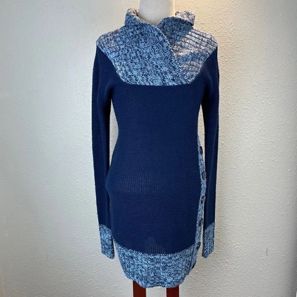 Say What? Sweater Dress Size L EUC